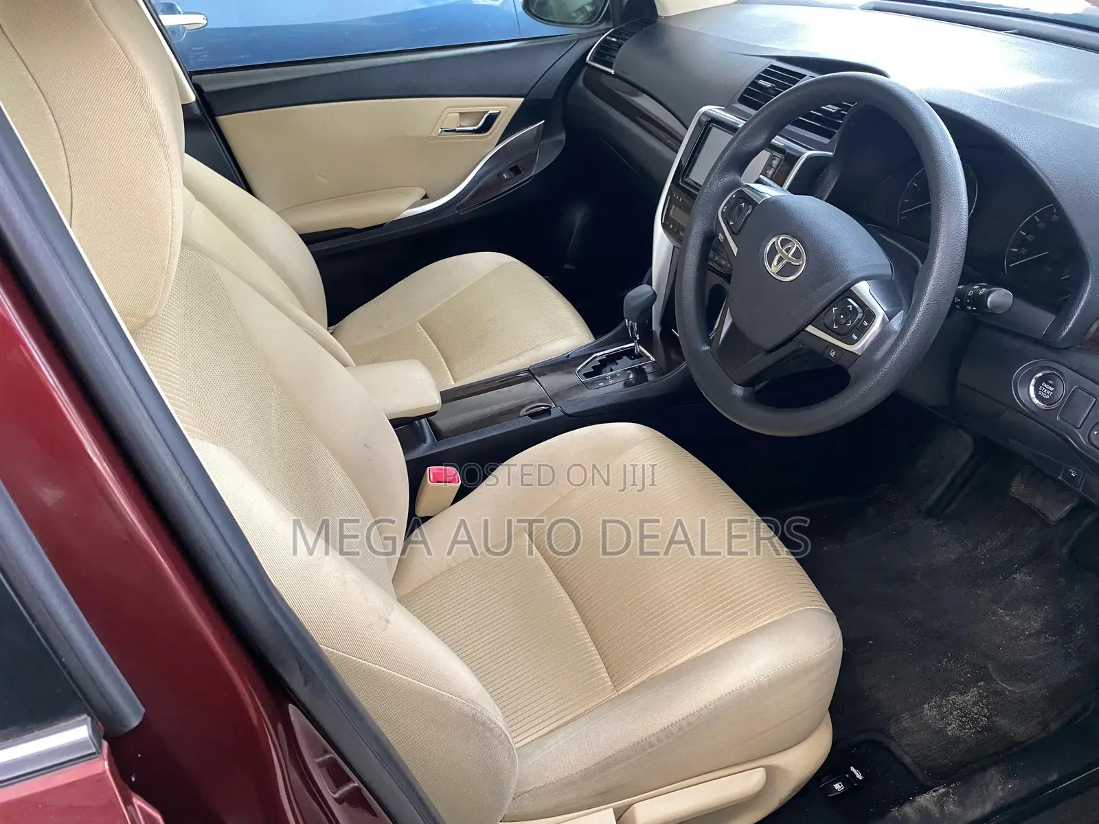 Toyota Premio 2018 Red