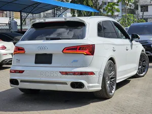 Audi Q5 2.0T Premium AWD quattro 2018 Pearl