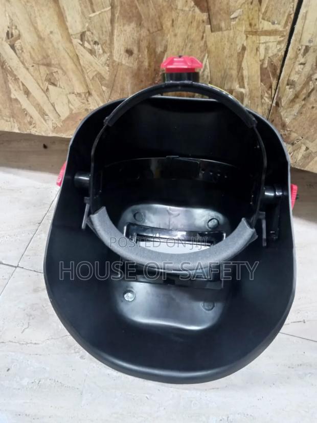 Automatic Welding Helmets - thumbnail 2