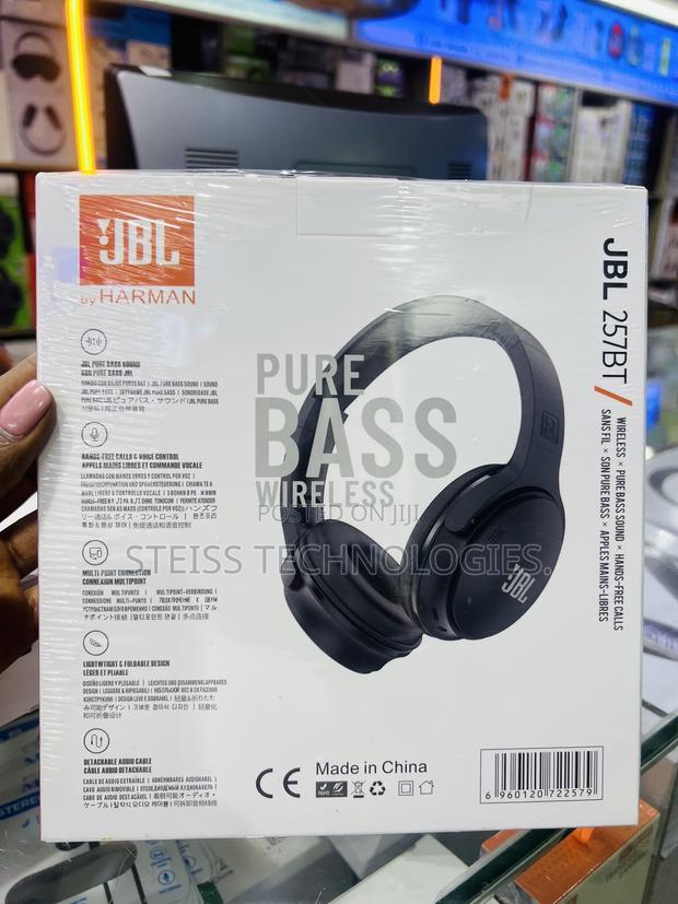 JBL 257bt Wireless Headphones. - main view