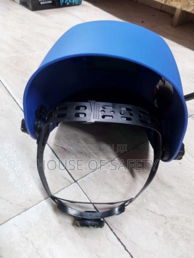 Auto-darkening Helmet - thumbnail 2