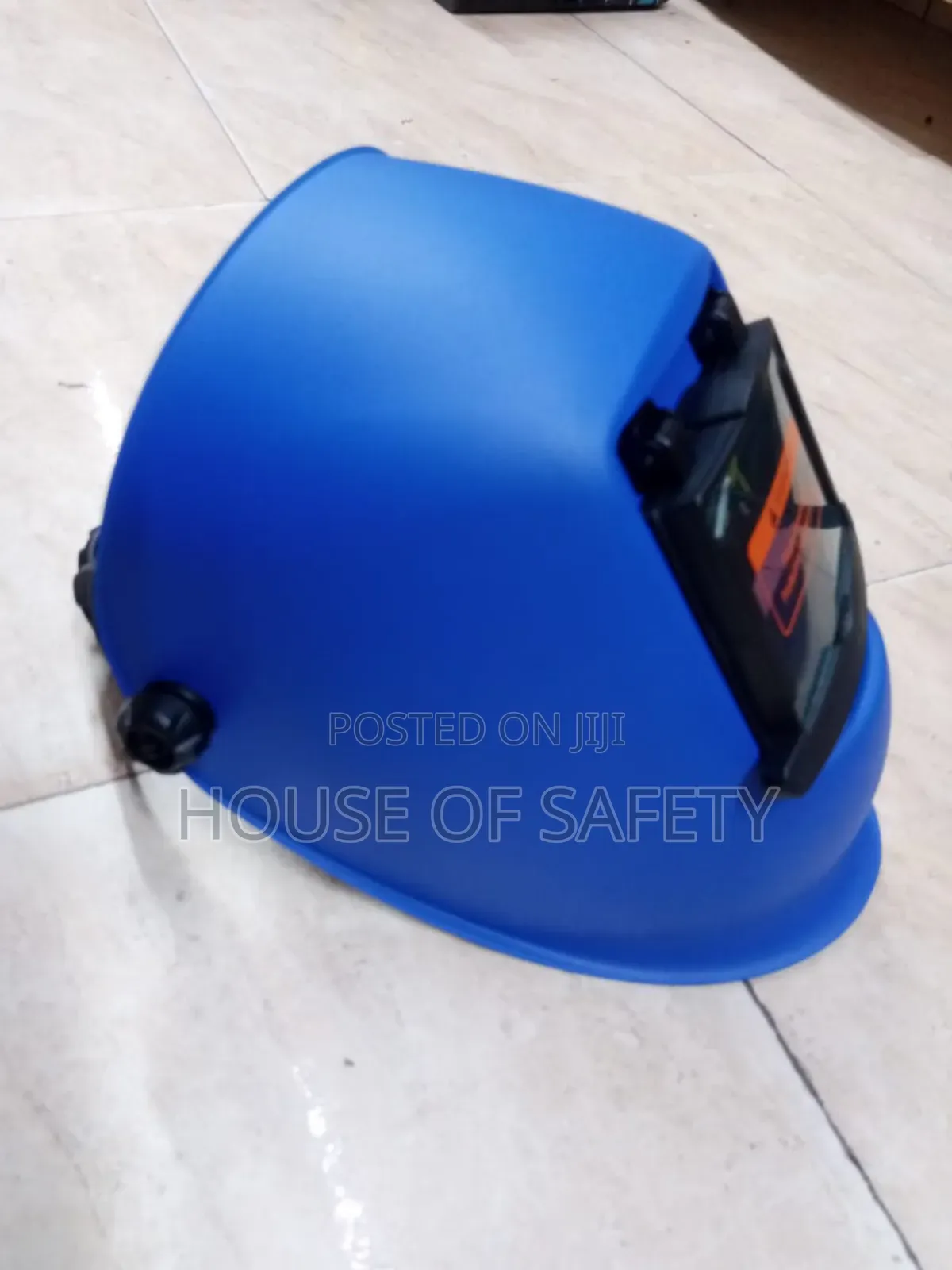Auto-darkening Safety Helmet