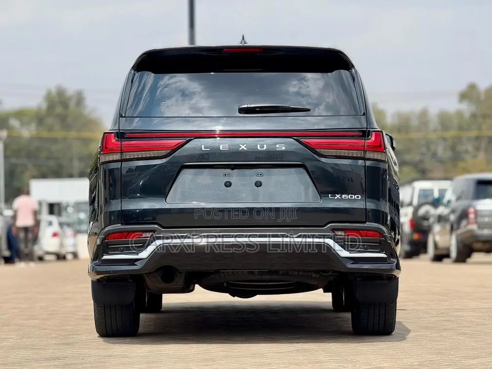 Lexus LX 2023 Black
