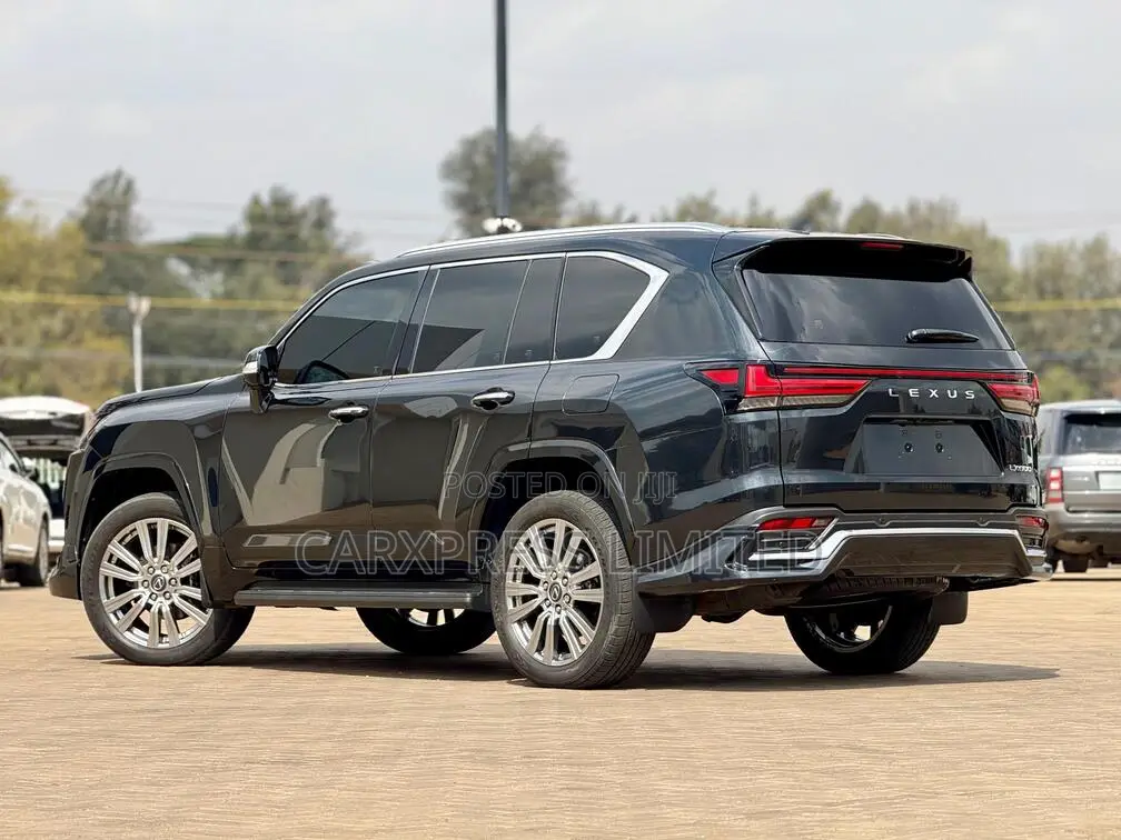 Lexus LX 2023 Black