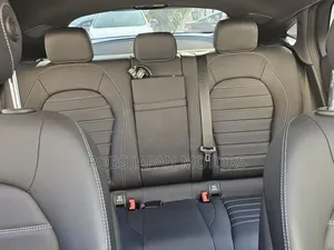 Mercedes-Benz GLC-Class 2018 Ivory