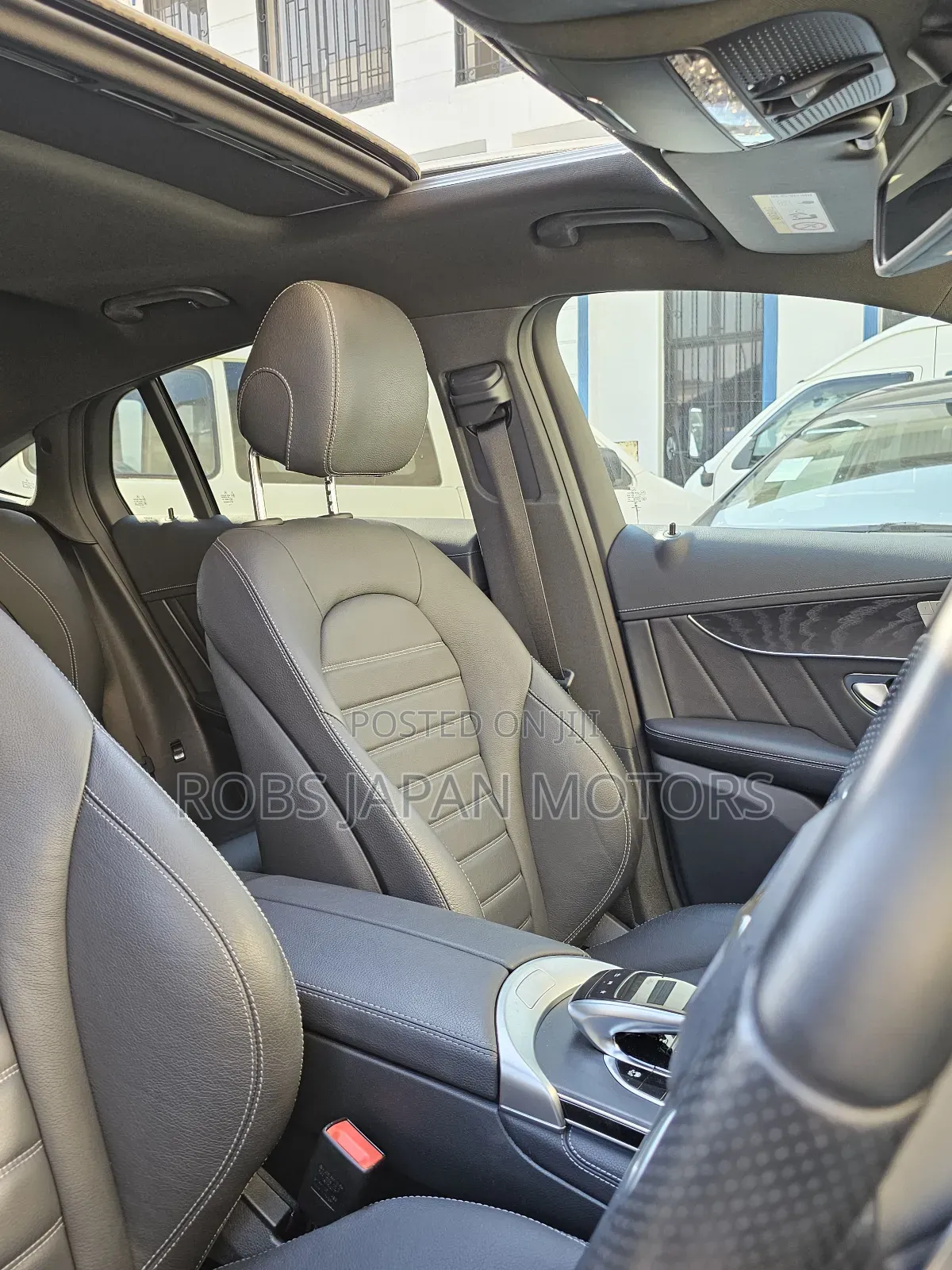 Mercedes-Benz GLC-Class 2018 Ivory
