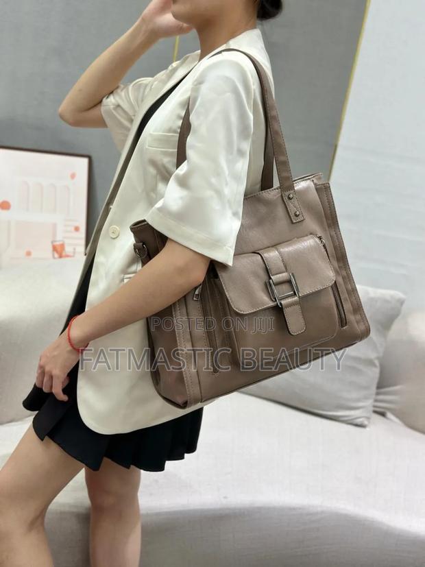 Fashion Pocket Tote Bag - thumbnail 3