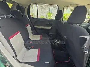Toyota Passo 1.0 AWD 2017 Green