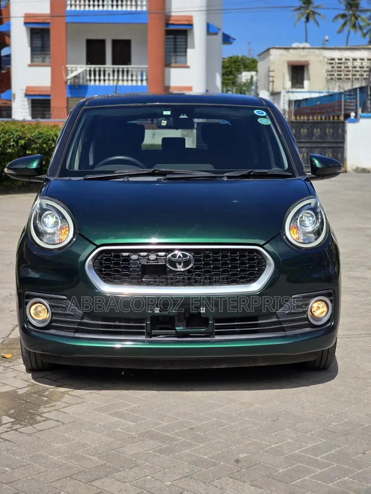 Toyota Passo 1.0 AWD 2017 Green
