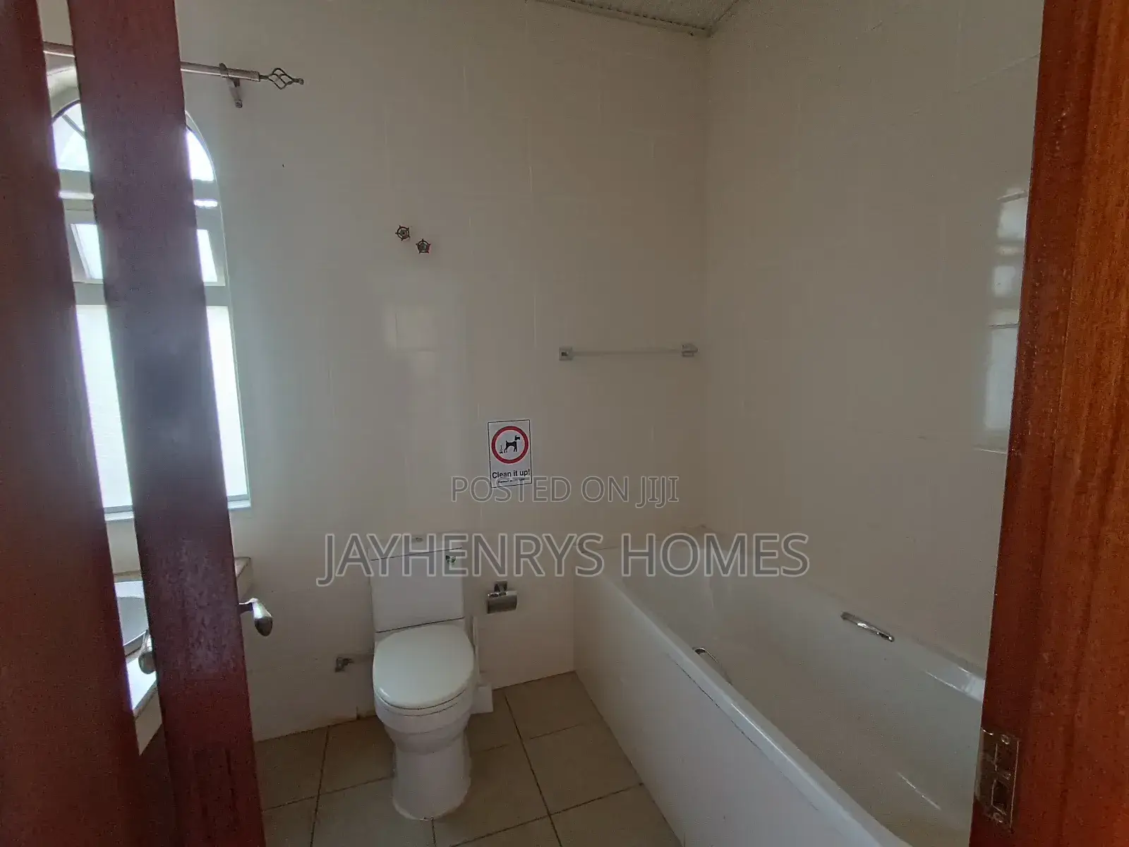5bdrm House in Roysambu for sale