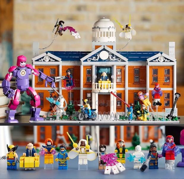 The X Mansion Lego Marvel Set in Kenya - thumbnail 3