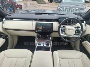 Land Rover Range Rover Vogue 2022 Blue