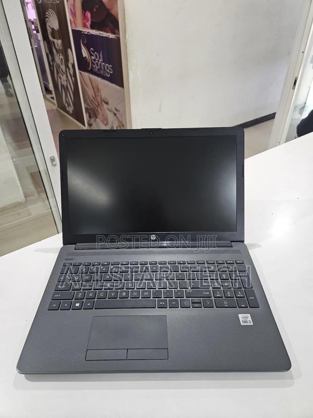 Laptop HP 15-Dw0037wm 4GB Intel Core I3 HDD 1T - main view