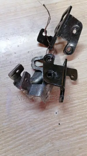 Boot Catcher for Nissan Tiida