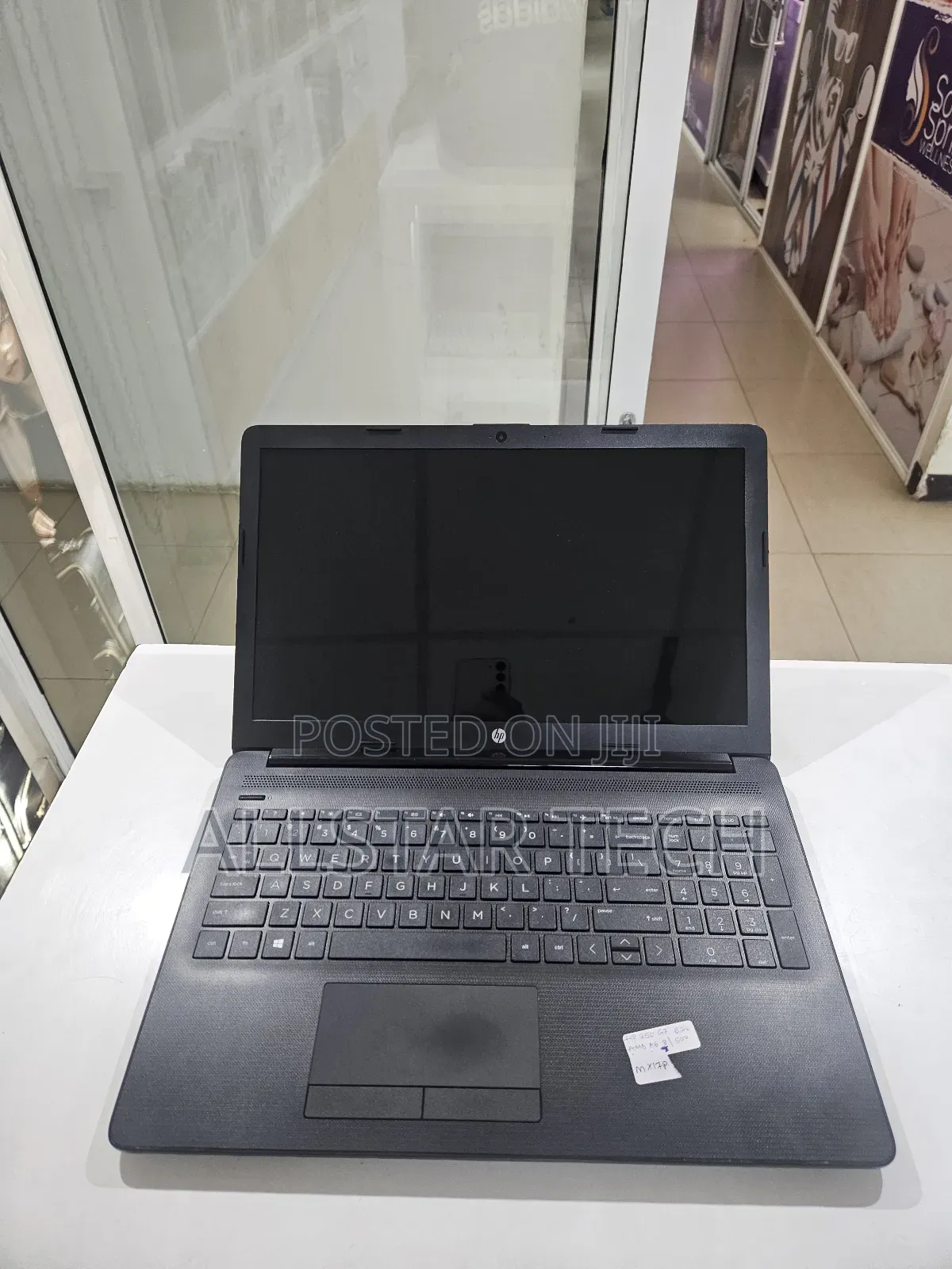 Laptop HP 15-Dy1031wm 8GB Intel Core I3 HDD 500GB