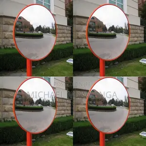 Wide-Angle 160° Convex Safety Mirror