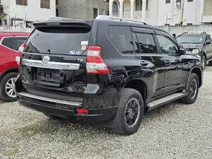 Toyota Land Cruiser Prado 2.7 2017