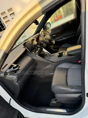 Toyota Harrier 2.0 2020 Pearl