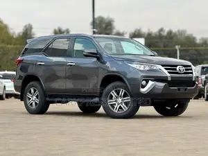 Toyota Fortuner 2019 Gray