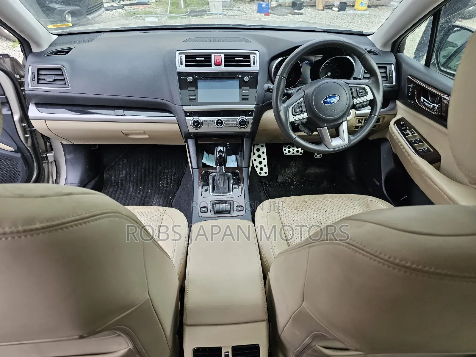 Subaru Outback 2.5i Premium AWD 2017 Gold
