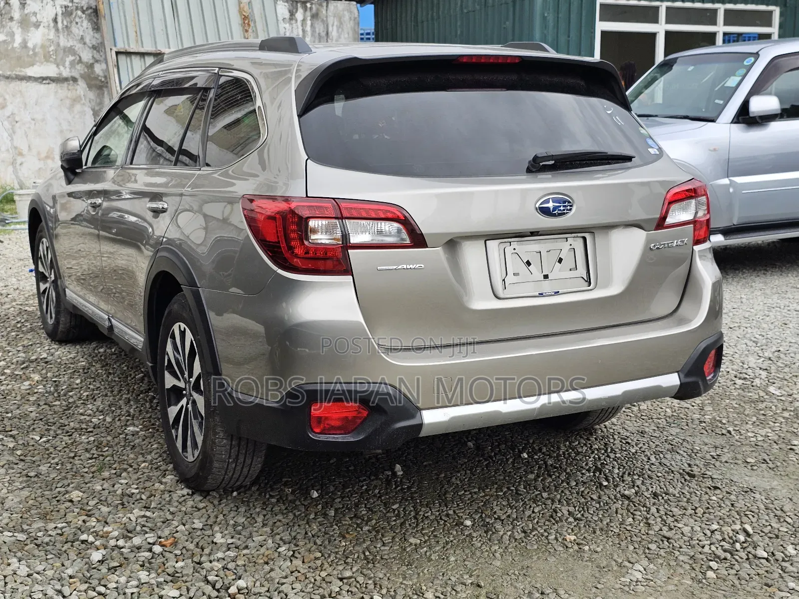 Subaru Outback 2.5i Premium AWD 2017 Gold
