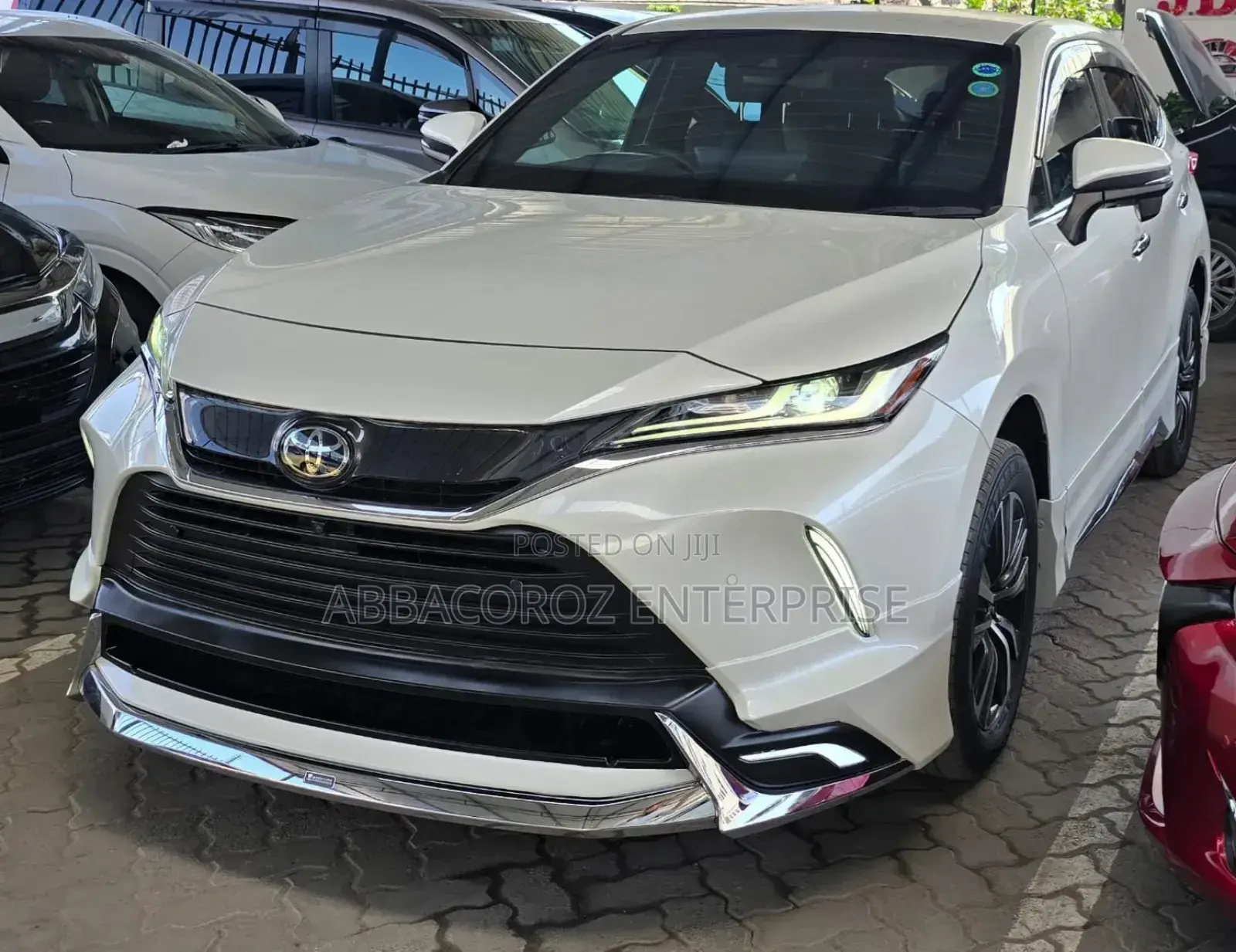 Toyota Harrier 2.0 2020 Pearl