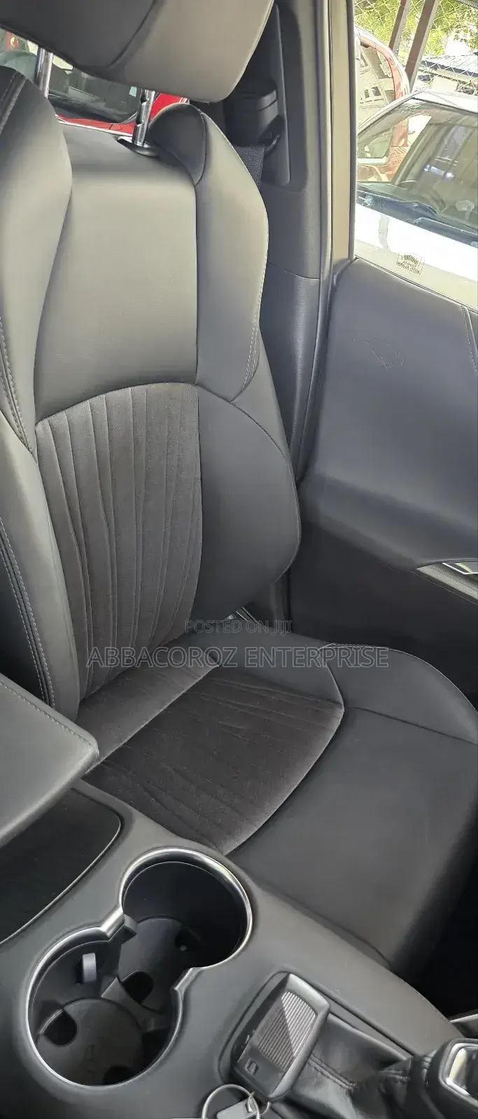 Toyota Harrier 2.0 2020 Pearl