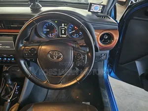 Toyota Auris 2018 Blue