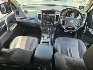 Mitsubishi Pajero V80 3.2 DI-D 2018 Silver