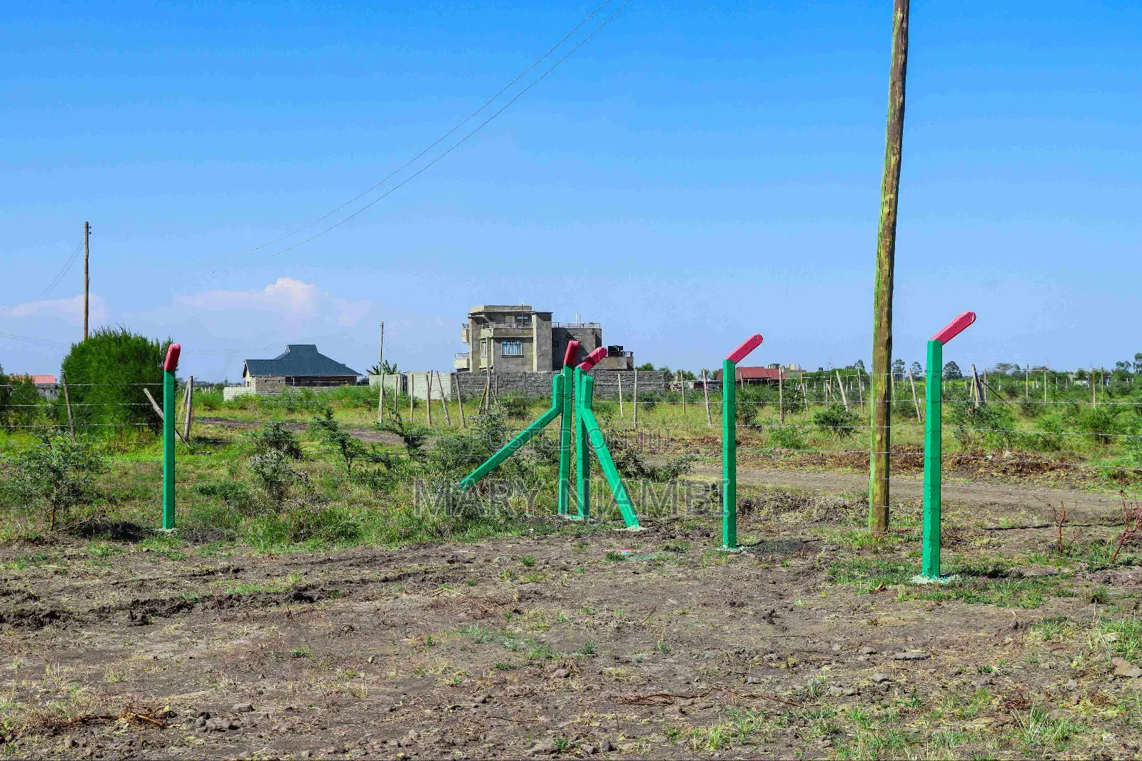 Plot for Sale in Kamakis