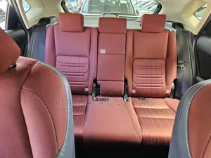 Lexus NX 300h FWD 2018