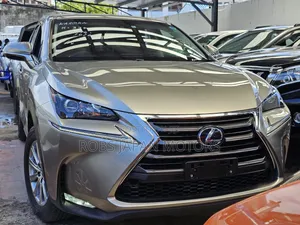 Lexus NX 300h FWD 2018