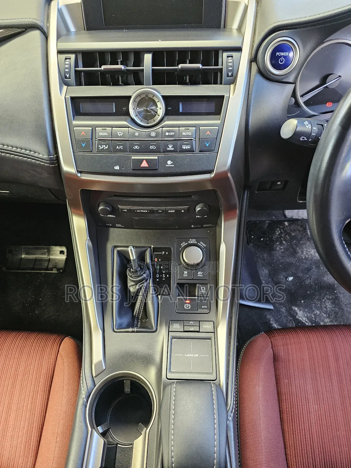 Lexus NX 300h FWD 2018