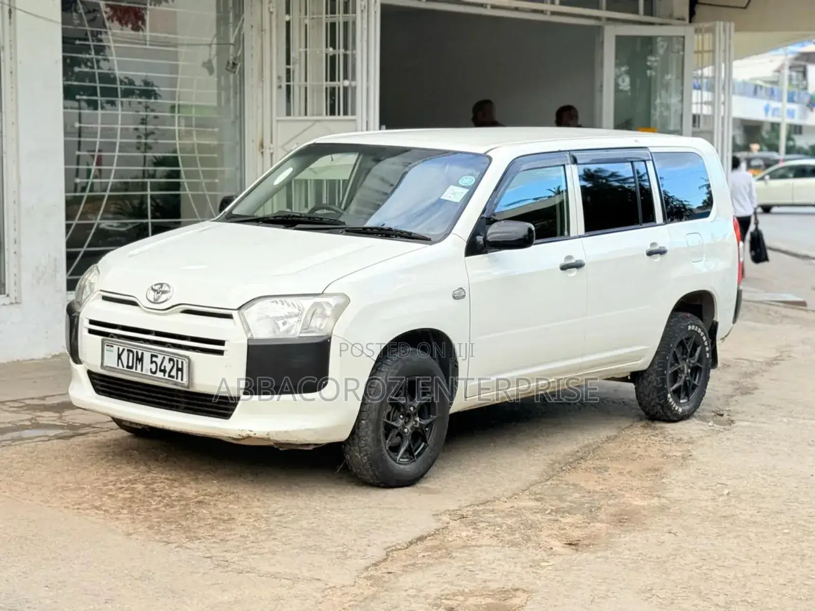 Toyota Probox 1.5 GL 2WD 2016 Pearl