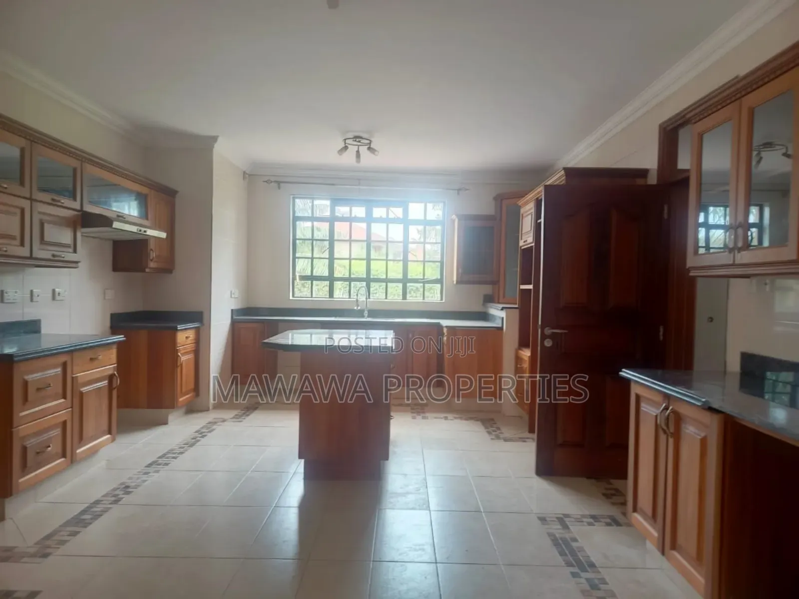 4bdrm Villa in Karen for rent