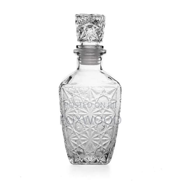 A Crystal Whiskey or Liquor Decanter 850ml - thumbnail 5