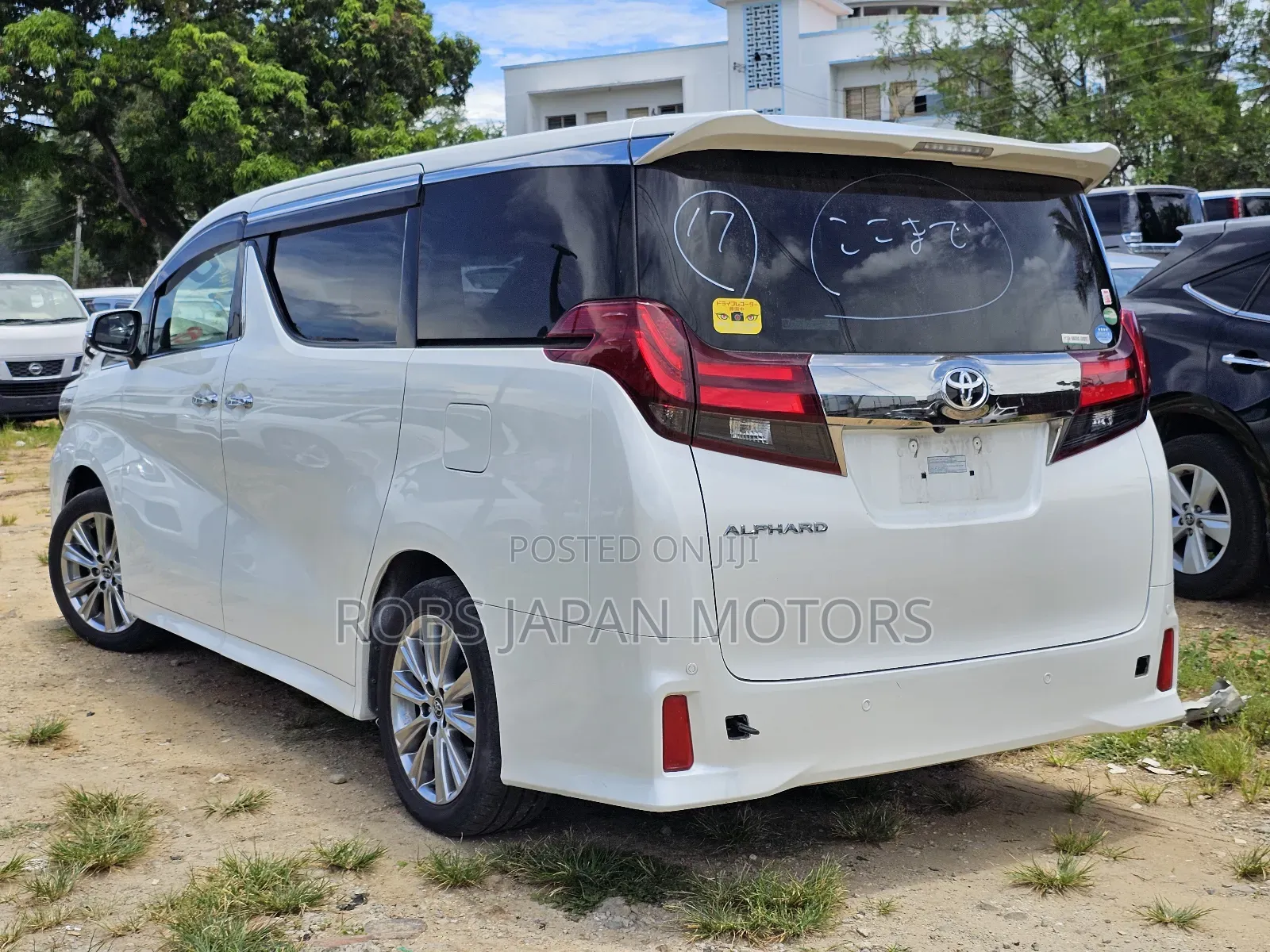 Toyota Alphard 2.5 Petrol FWD 2018 Pearl