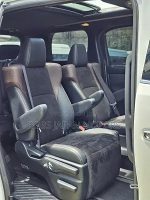 Toyota Alphard 2.5 Petrol FWD 2018 Pearl