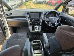 Toyota Alphard 2.5 Petrol FWD 2018 Pearl