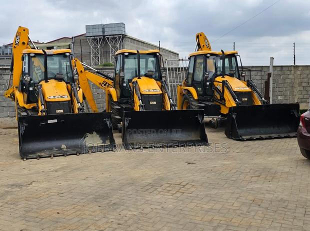 Shantui 3 Ton and Backhoe - thumbnail 3