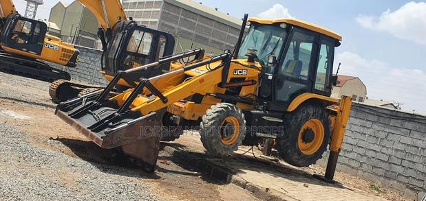 Shantui 3 Ton and Backhoe - thumbnail 4