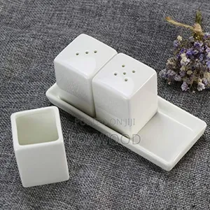 4pc Ceramic Pepper Shaker Square