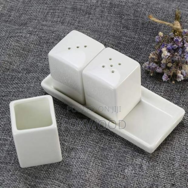 4pc Ceramic Pepper Shaker Square