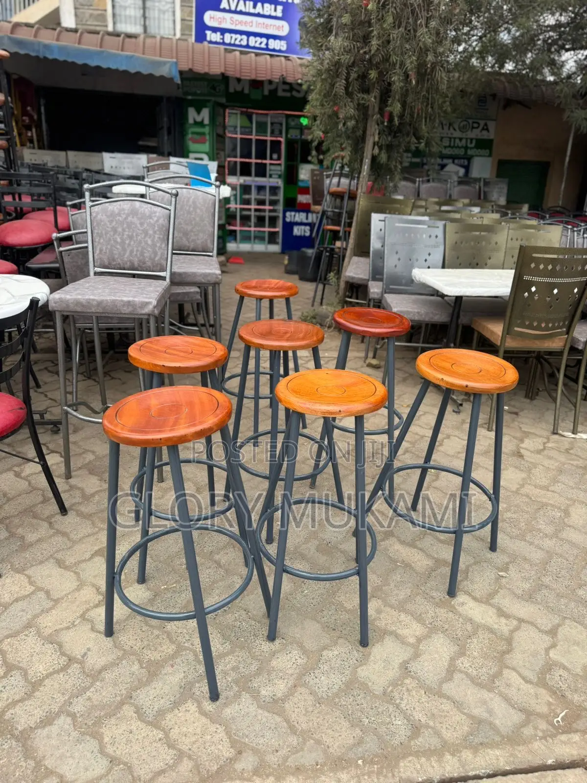 Wooden Mahogany Laboratory Stools