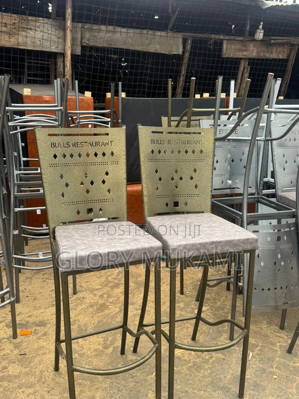 Restaurant And Bar High Chairs