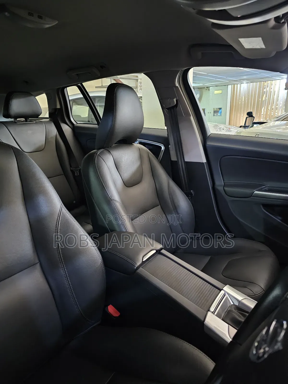 Volvo V60 T5 Dynamic AWD 2018 Black