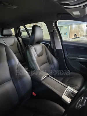 Volvo V60 T5 Dynamic AWD 2018 Black
