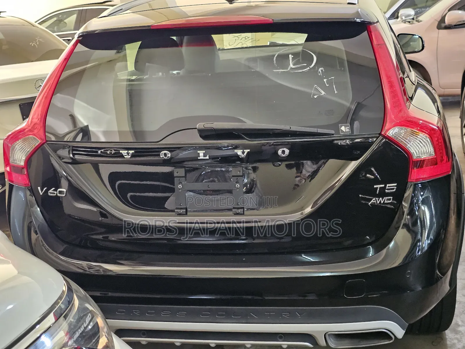 Volvo V60 T5 Dynamic AWD 2018 Black