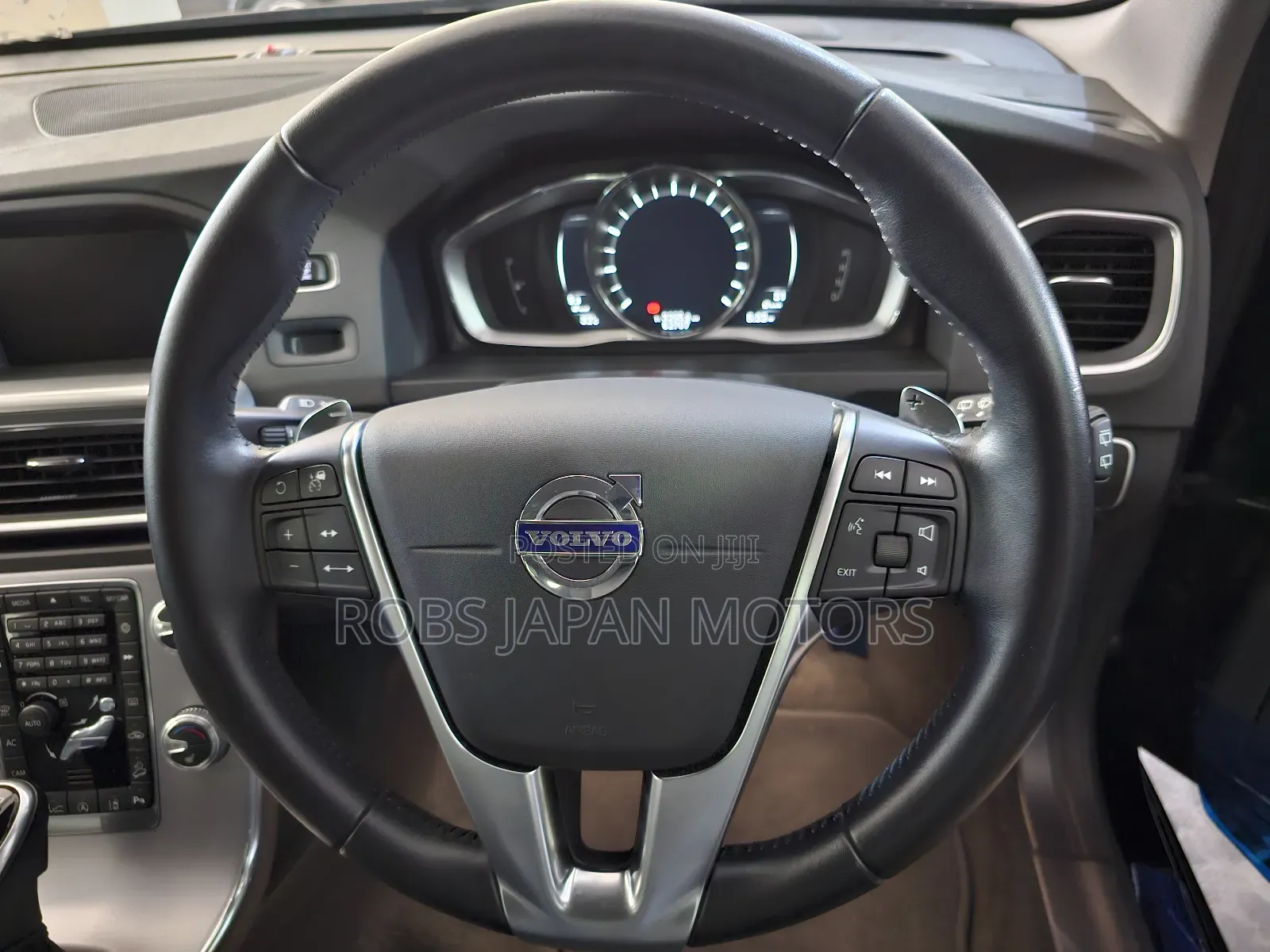 Volvo V60 T5 Dynamic AWD 2018 Black