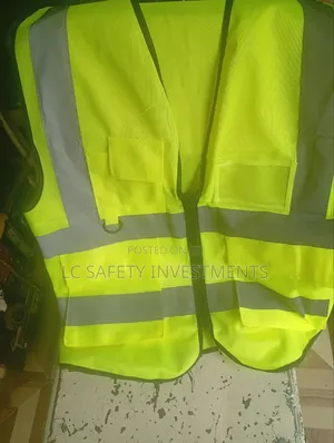 Reflector Jacket With Pockets And Zip